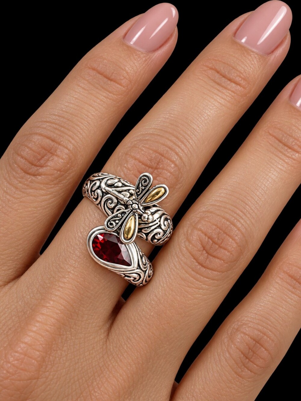 Sweet Dragonfly Classic Sterling Silver Ring by the brand DEVATA